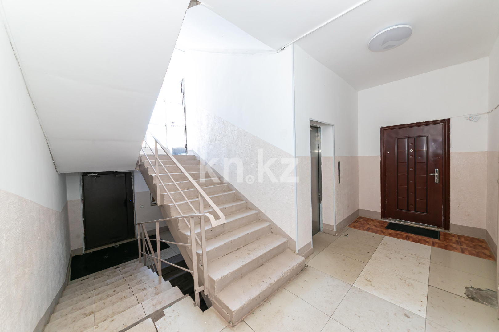 Продажа 2-комнатной квартиры, 70 м², ул. Кумисбекова, дом  3а в Астане - фото 15