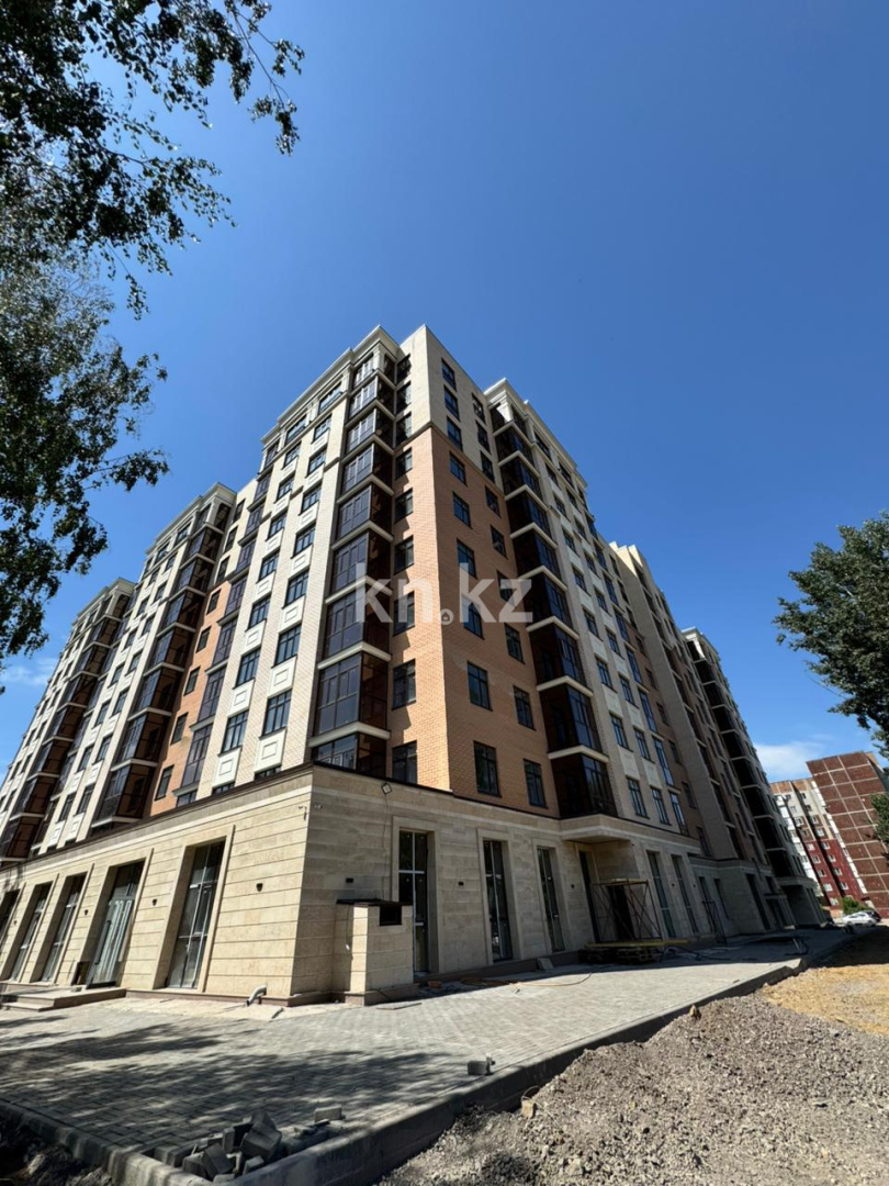 Продажа 2-комнатной квартиры, 77.6 м², мкр-н Гульдер-1, дом  3А - Продажа квартир в Караганде фото 1 из 13