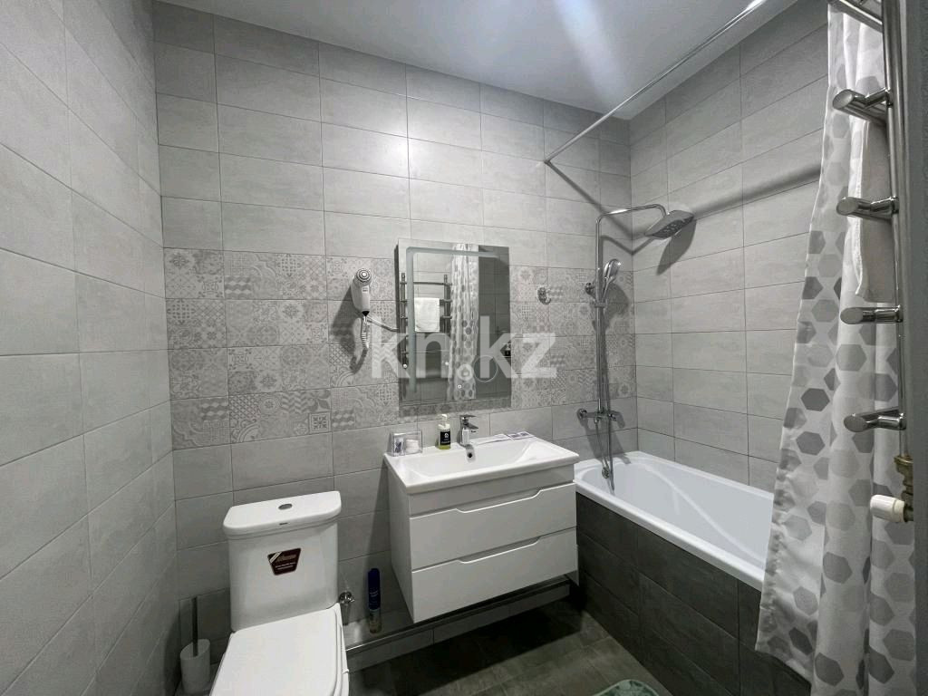 Аренда 1-комнатной квартиры посуточно, 40 м², ул. Абишева, дом  36 - пр. Райымбека в Алматы - фото 7