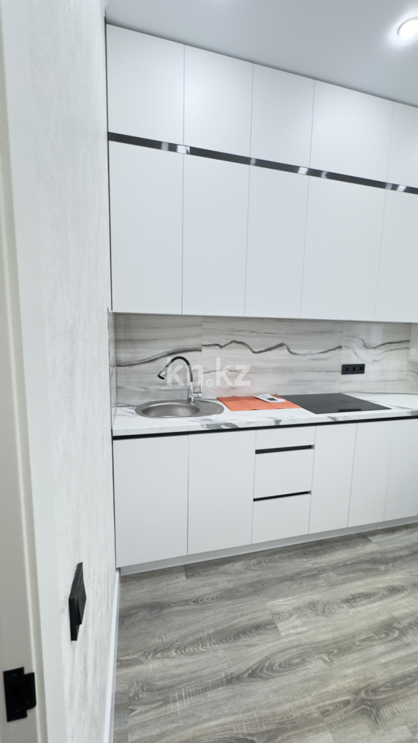 Аренда 1-комнатной квартиры, 40 м² в Астане
