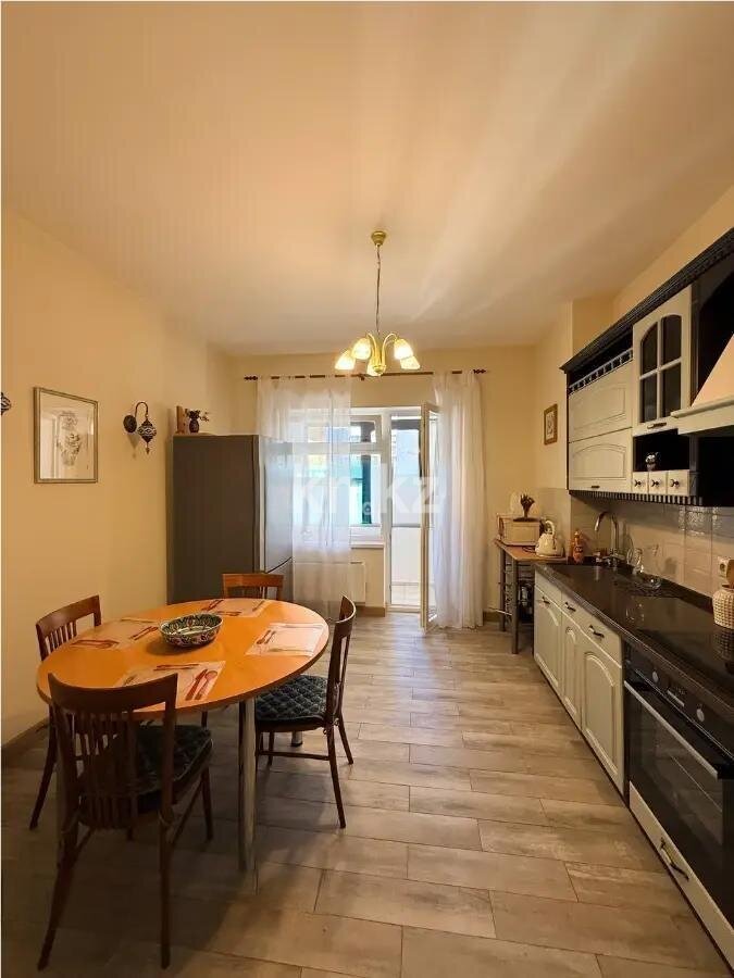 Продажа 4-комнатной квартиры, 143.4 м² в Астане - фото 5