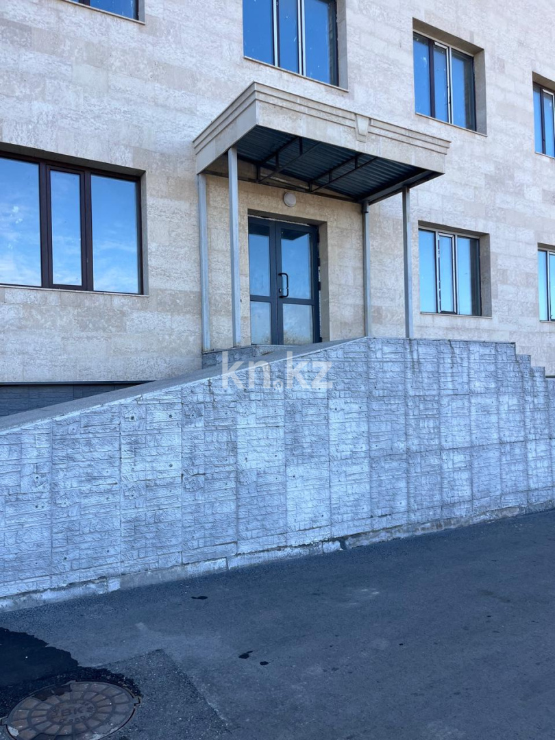 Продажа , 280 м², ул. Кулкыбаева - Продажа офисных и торговых помещений в Караганде фото 5 из 9