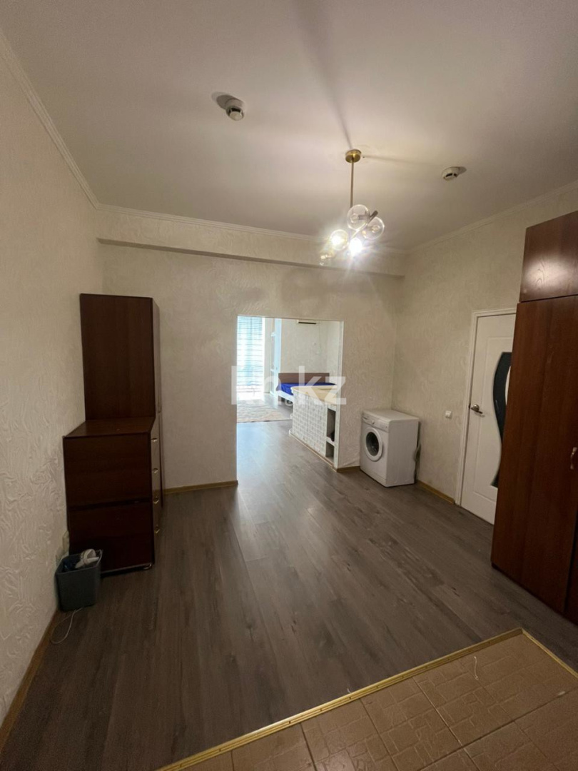 Продажа 1-комнатной квартиры, 60 м² - Продажа офисных и торговых помещений в Карагандинской области фото 6 из 10