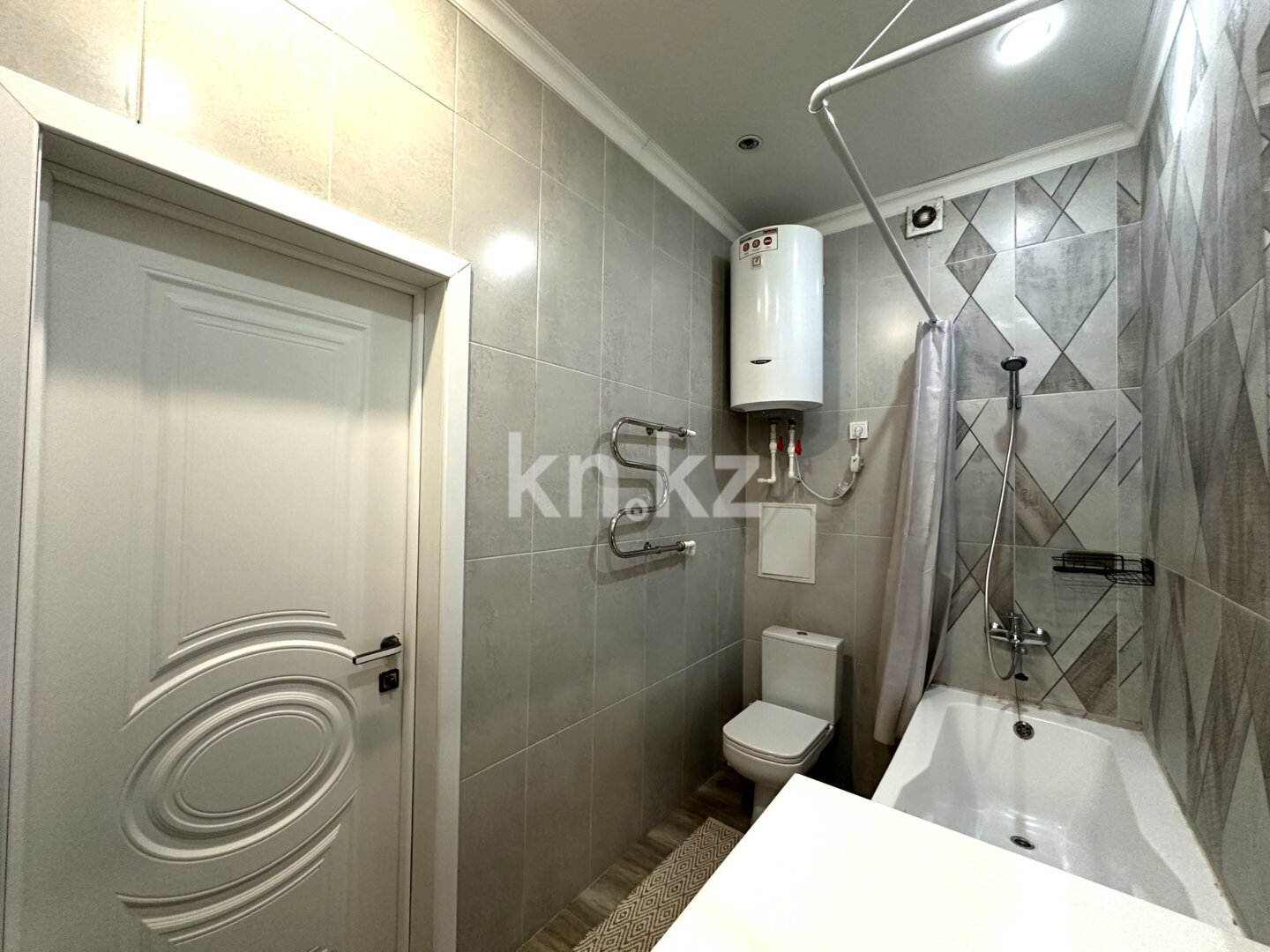 Продажа 3-комнатной квартиры, 71 м² в Караганде - фото 19