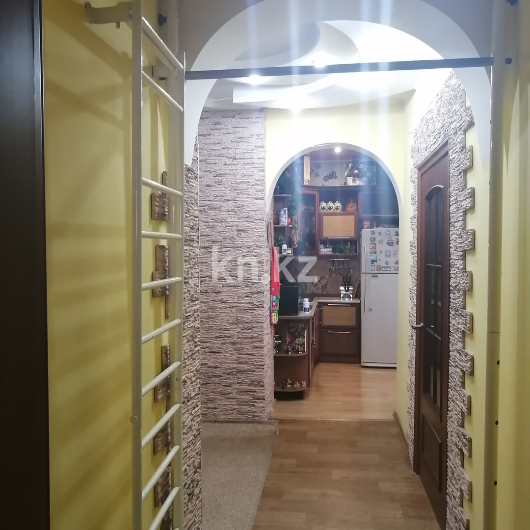 Продажа 3-комнатной квартиры, 86 м² - Продажа жилой и коммерческой недвижимости в Усть-Каменогорске фото 19 из 26