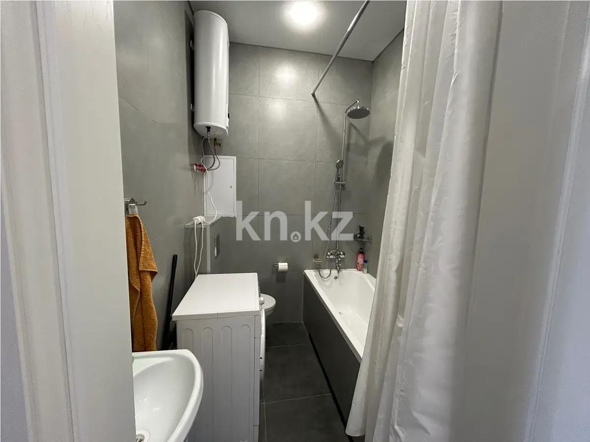 Продажа 3-комнатной квартиры, 63 м², ул. Университетская, дом  28/19 - Продажа квартир в Караганде фото 4 из 13