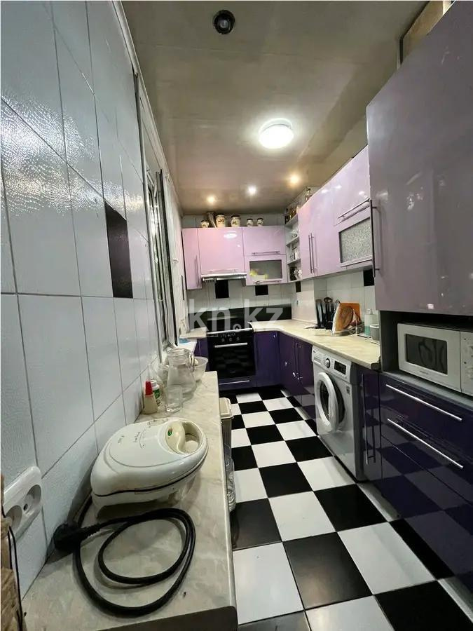 Продажа 3-комнатной квартиры, 56 м², ул. Пассажирская, дом  16 в Караганде - фото 4