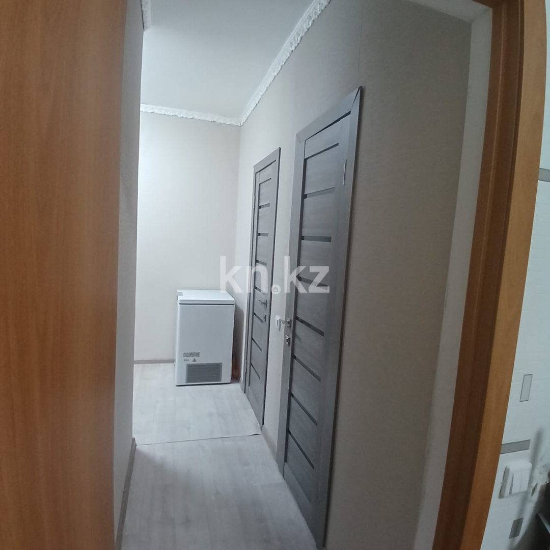 Продажа 2-комнатной квартиры, 69 м², ул. Момышулы в Караганде - фото 10