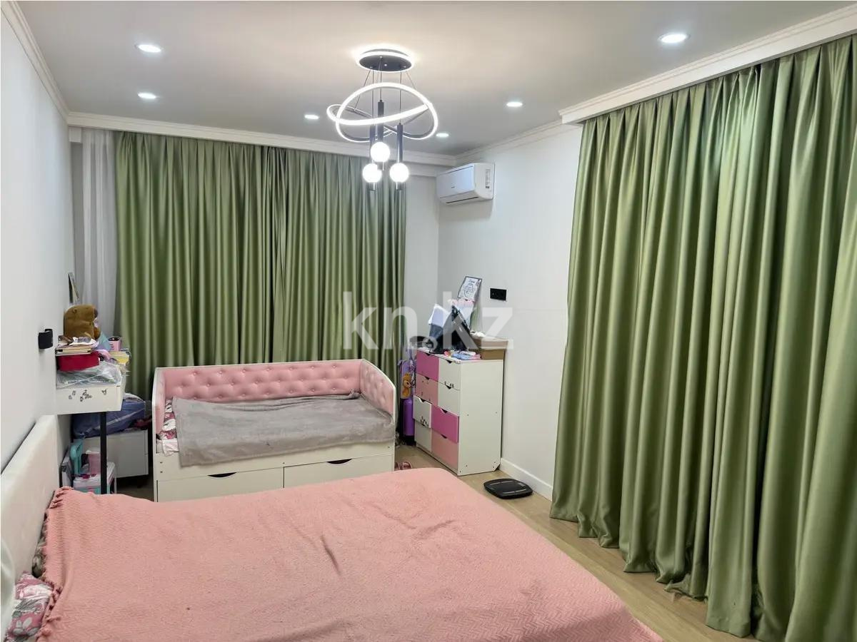 Продажа 2-комнатной квартиры, 71.4 м², ул. Сатпаева, дом  82 в Алматы - фото 2