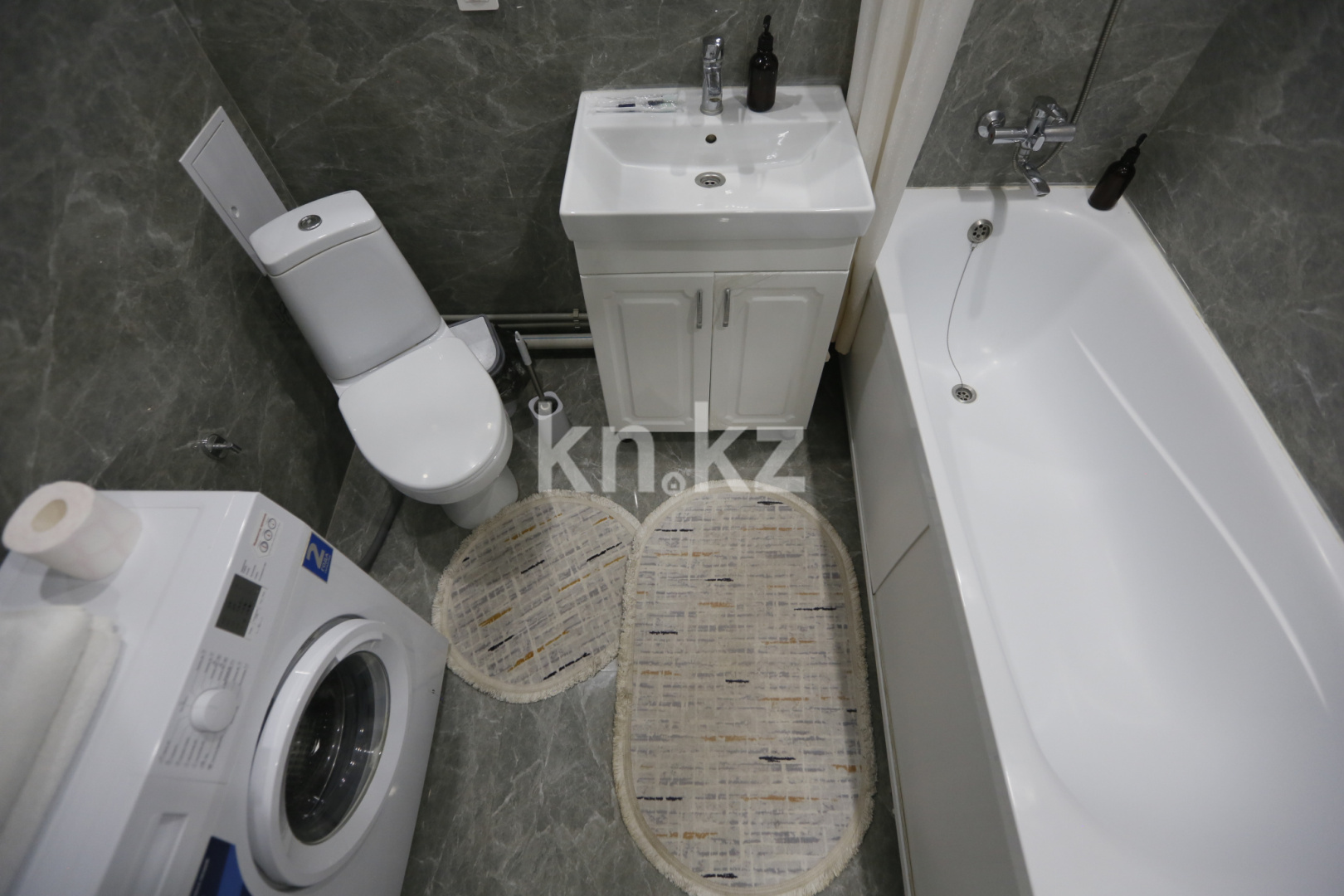 Аренда 1-комнатной квартиры посуточно, 40 м², ул. Сыганак, дом  13 - ул. Анет баба в Астане - фото 11