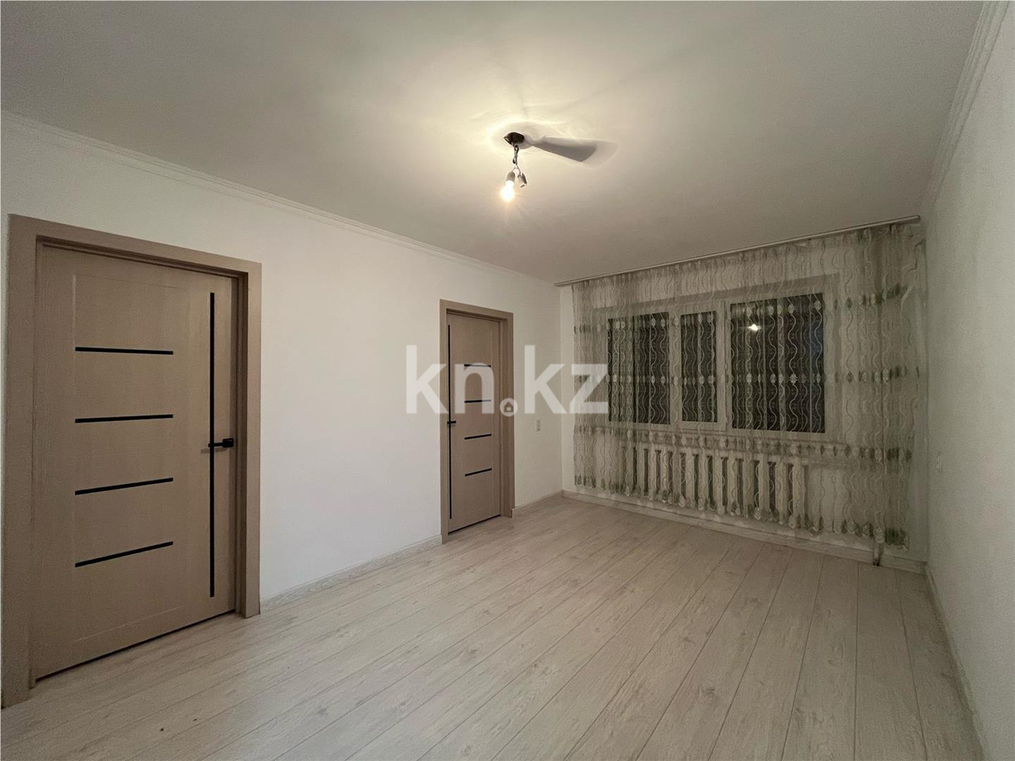 Продажа 3-комнатной квартиры, 43 м², мкр-н 15 - Продажа квартир в Караганде фото 1 из 12