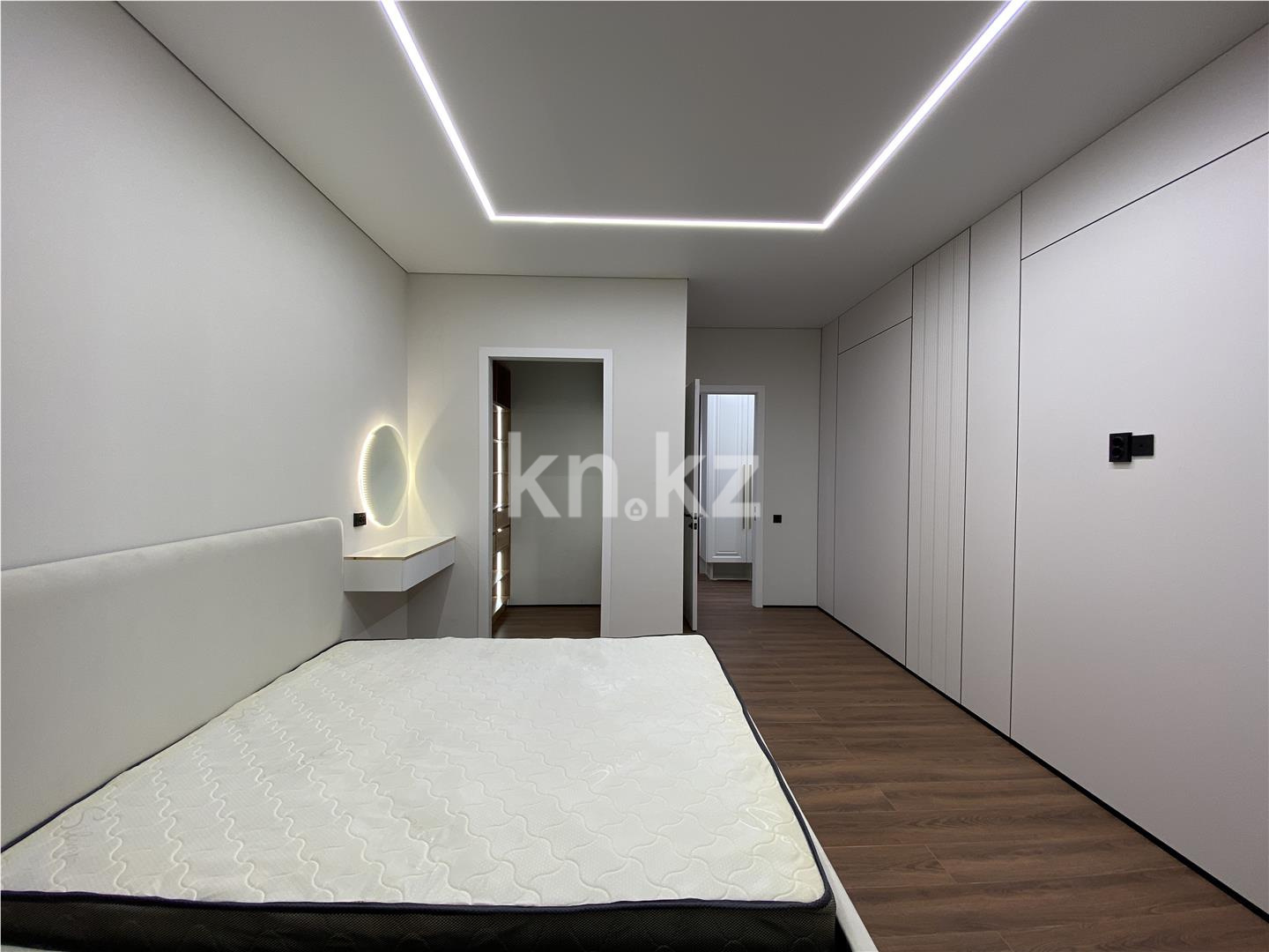 Продажа 3-комнатной квартиры, 77 м², ул. Букетова, дом  3/3 в Караганде - фото 10