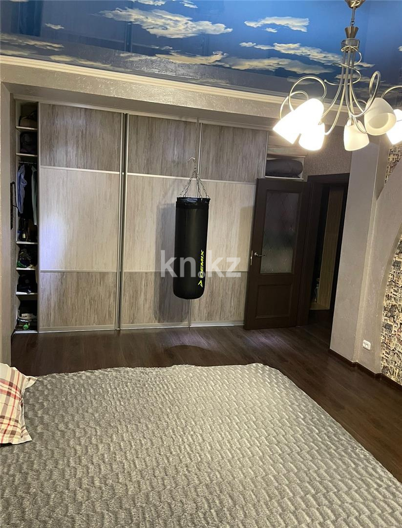 Продажа 3-комнатной квартиры, 148 м², мкр-н Голубые Пруды в Караганде - фото 6