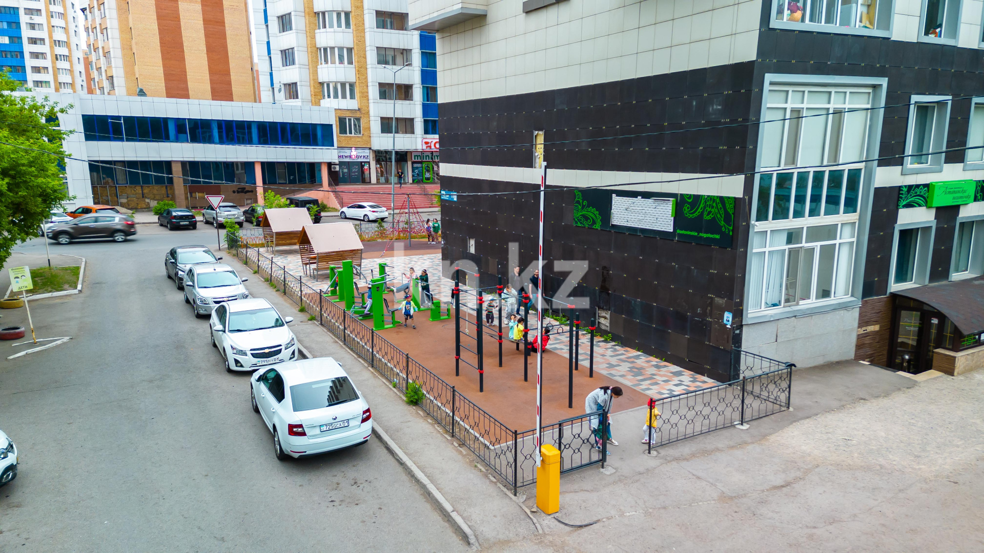 Продажа 2-комнатной квартиры, 70.2 м², ул. Габдуллина в Астане - фото 17