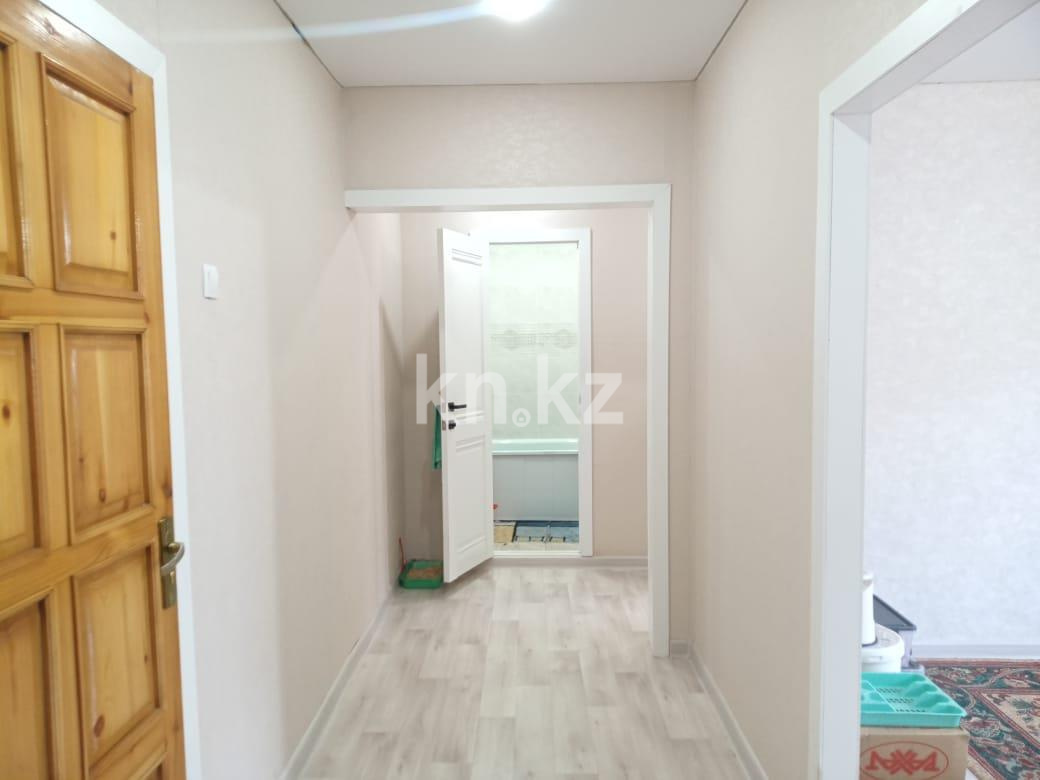 Продажа 1-комнатной квартиры, 42 м², мкр-н Голубые Пруды - Продажа квартир в Караганде фото 13 из 15