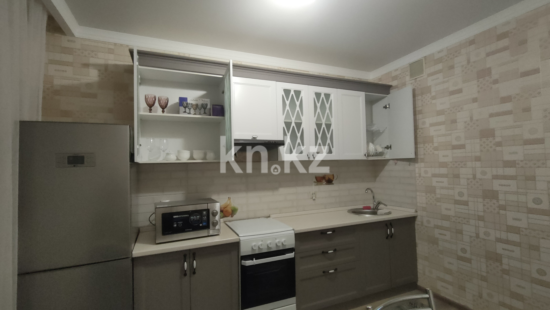 Аренда 1-комнатной квартиры посуточно, 41 м², пр. Кабанбай батыра, дом  48/9 - ул. Орынбор - Аренда квартир посуточно в Астане с фото фото 4 из 9