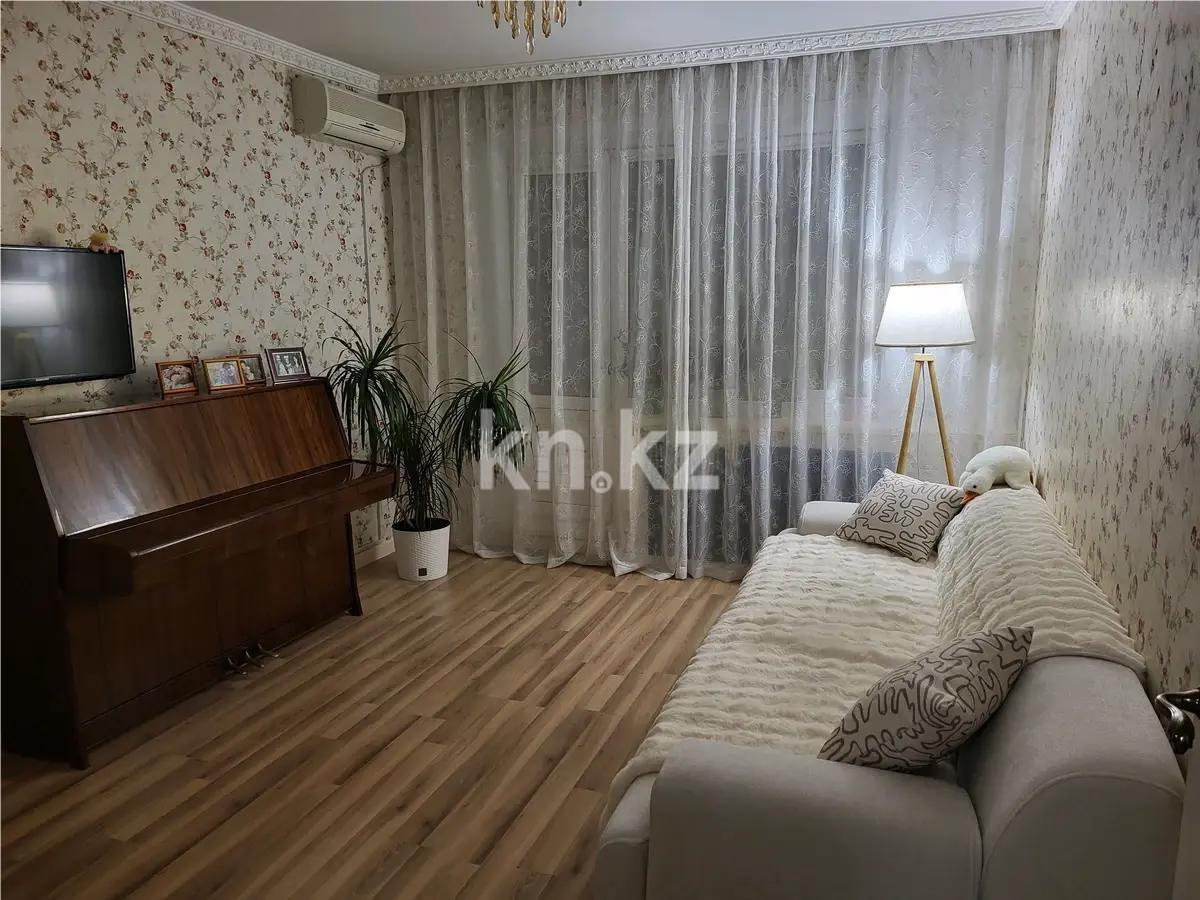 Продажа 3-комнатной квартиры, 70 м², пр. Абылай хана, дом  26/1 в Астане