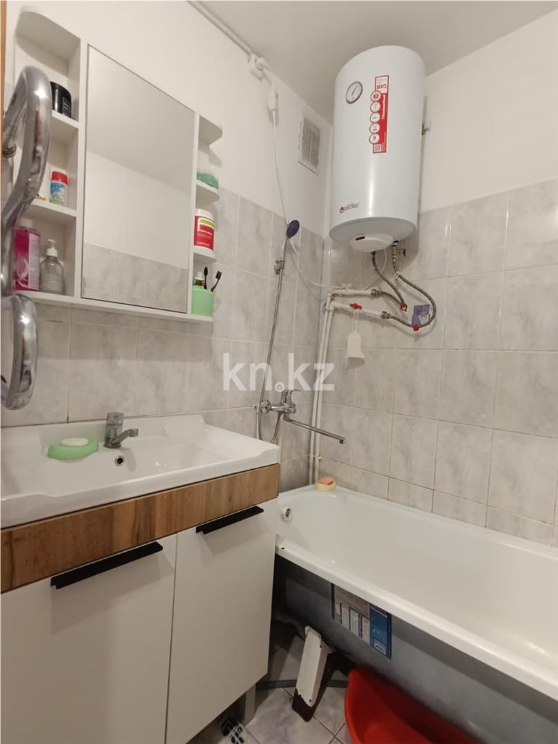 Продажа 3-комнатной квартиры, 65 м² в Караганде - фото 10