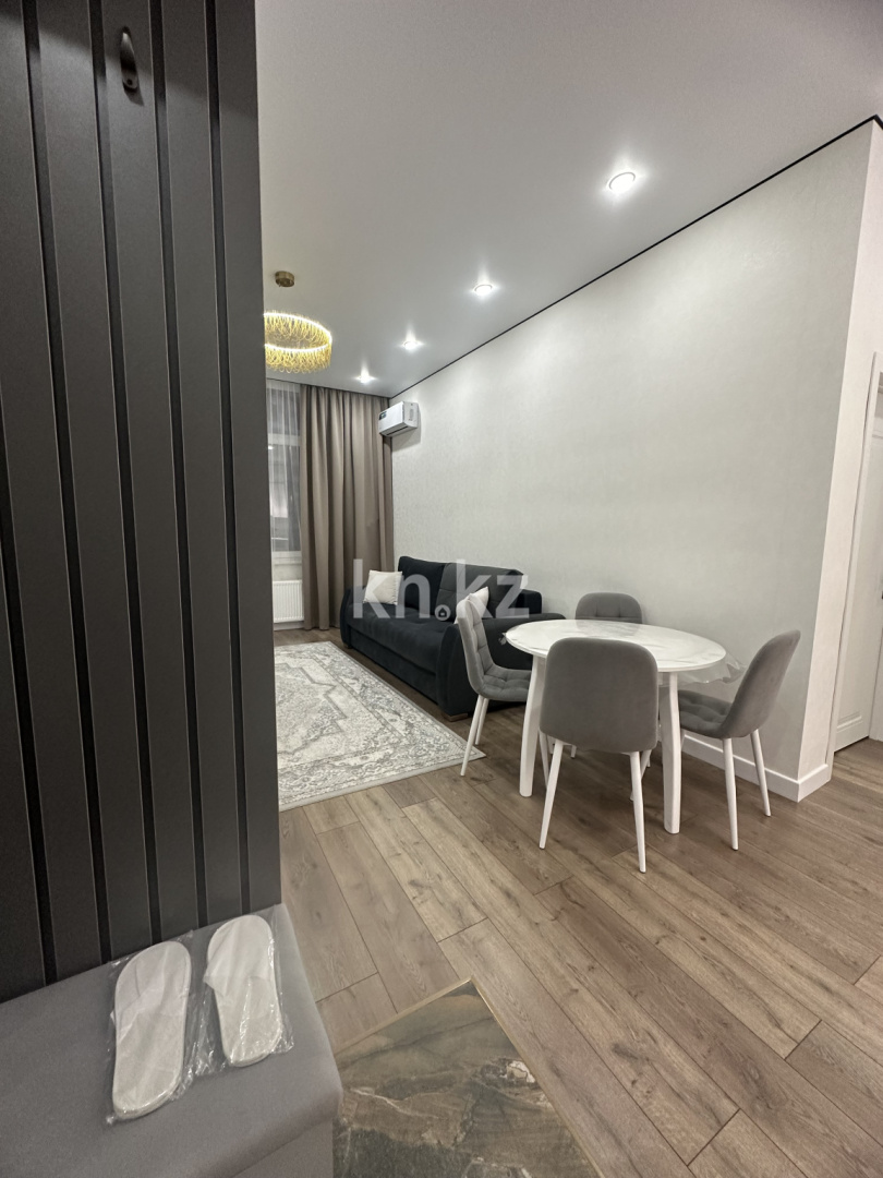 Аренда 2-комнатной квартиры посуточно, 45 м², пр. Туран, дом  50/2 - Аренда квартир посуточно в Астане без посредников с фото фото 1 из 6