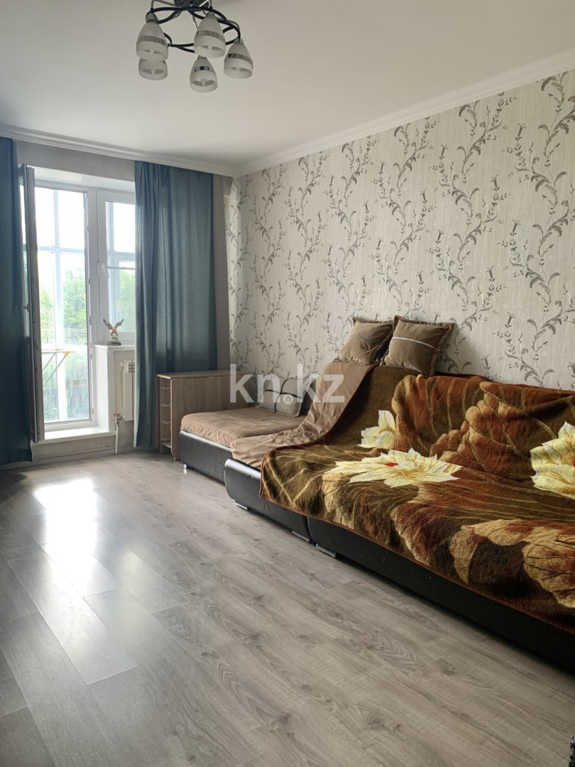 Продажа 2-комнатной квартиры, 72.3 м², ул. Байсеитовой, дом  10 - Продажа квартир в Казахстане фото 1 из 18
