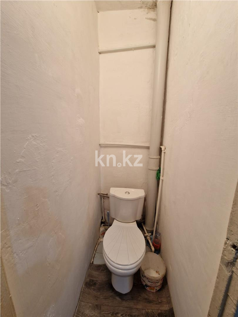 Продажа 4-комнатной квартиры, 64 м², мкр-н 16 - Продажа  четырехкомнатных квартир в Караганде с фото фото 19 из 26