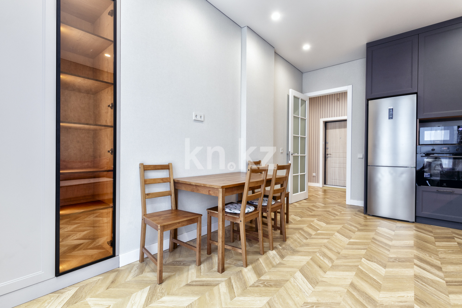 Аренда 2-комнатной квартиры посуточно, 45 м², пр. Мангилик Ел, дом  51/3 - пр. Улы Дала - Аренда квартир посуточно в Астане без посредников фото 14 из 20