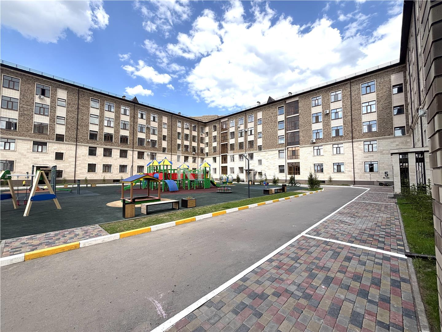 Продажа 2-комнатной квартиры, 67 м², 218 учетный квартал, дом  155 - Продажа  двухкомнатных квартир в Караганде фото 19 из 20