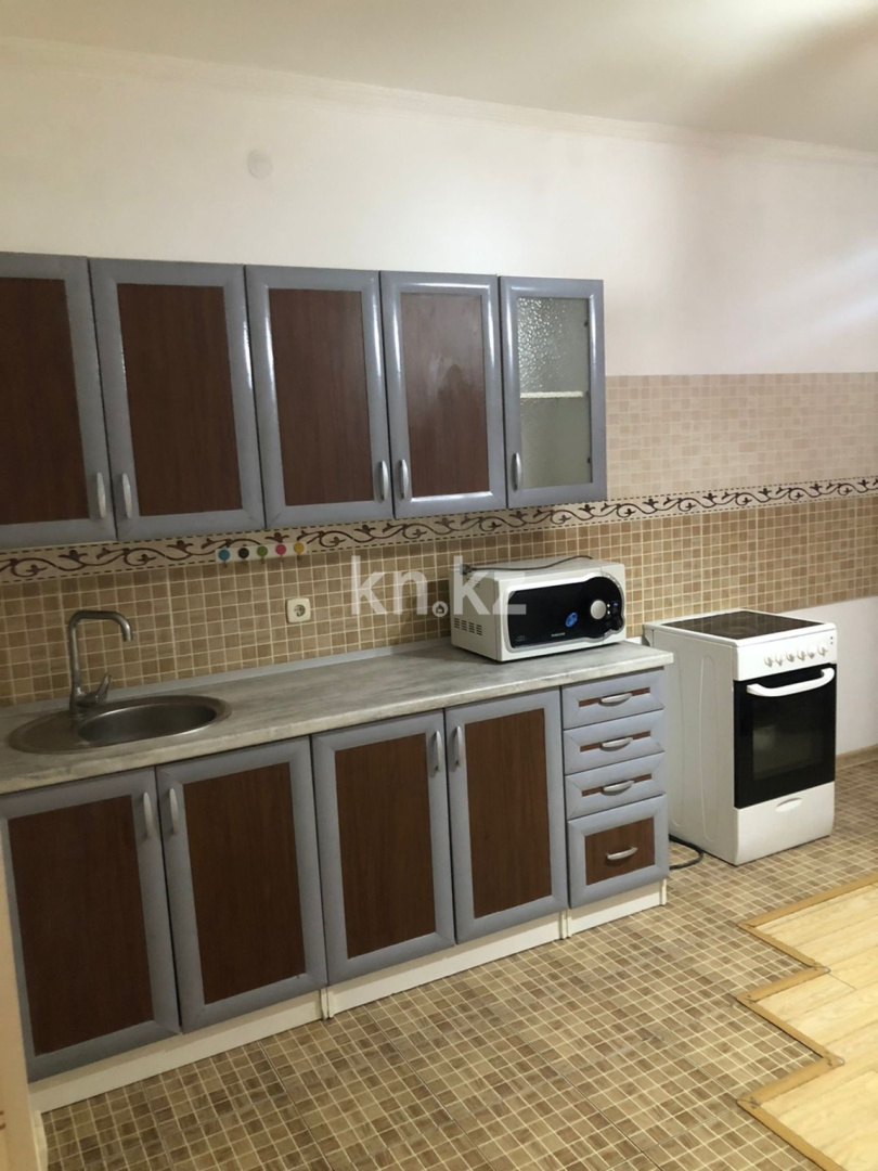 Аренда 2-комнатной квартиры, 80 м² в Астане