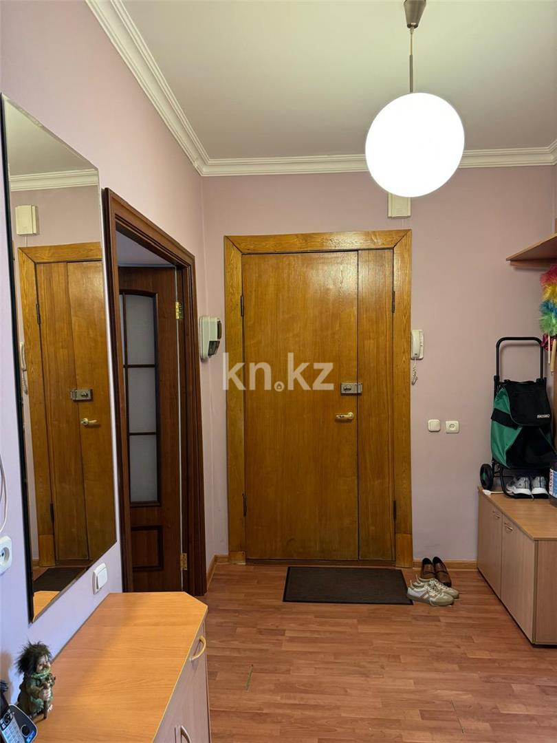 Продажа 3-комнатной квартиры, 65 м², ул. Чкалова - Продажа  трехкомнатных квартир в Караганде с фото фото 11 из 12