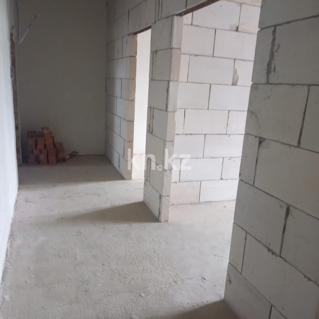 Продажа 2-комнатной квартиры, 61 м², ул. Дюсембекова, дом  34/2 - Продажа квартир в Караганде фото 9 из 12