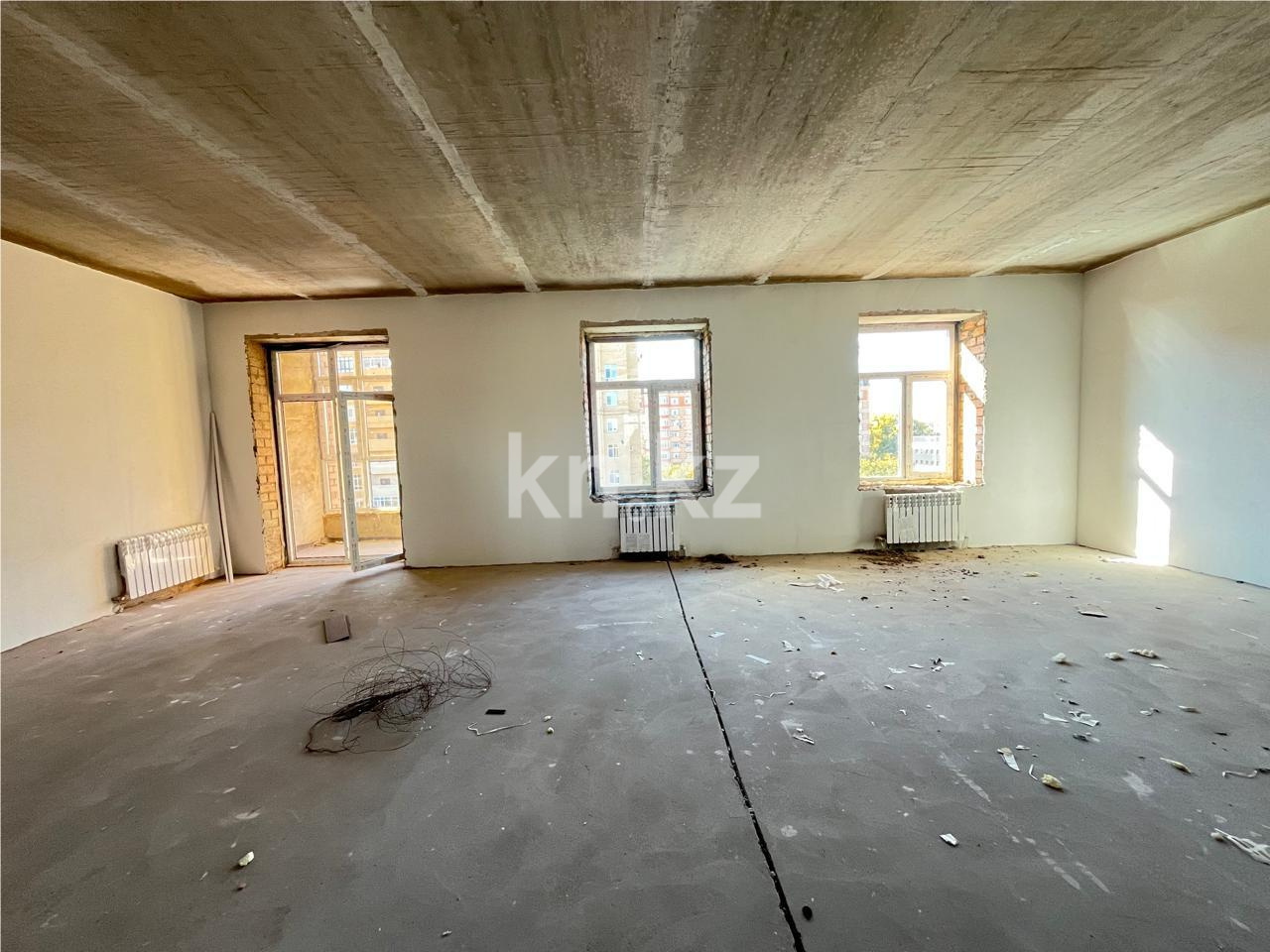 Продажа 4-комнатной квартиры, 136 м², ул. Аманжолова, дом  96/3 - Продажа квартир в Караганде фото 12 из 12