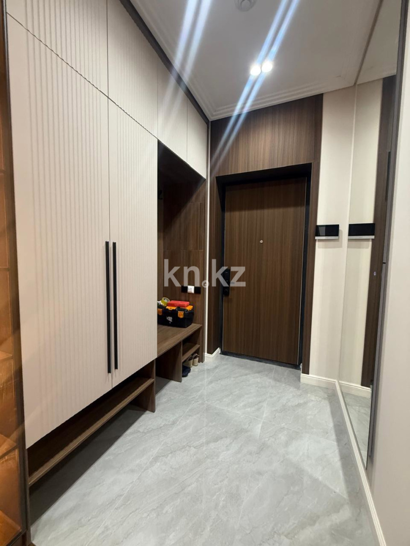 Продажа 4-комнатной квартиры, 111.6 м², Сейфуллина - Продажа квартир в Казахстане фото 20 из 26