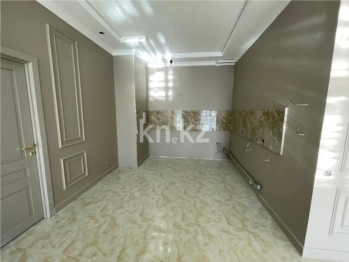 Продажа 4-комнатной квартиры, 140 м² в Астане - фото 2