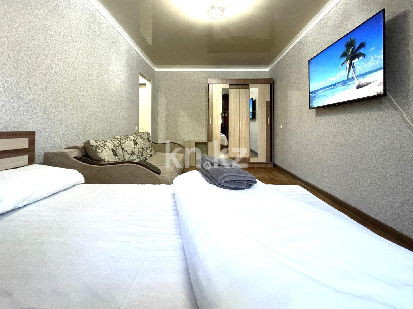 Аренда 1-комнатной квартиры посуточно, 1 м², Абая, дом  68 - Аренда квартир посуточно в Петропавловске фото 2 из 9