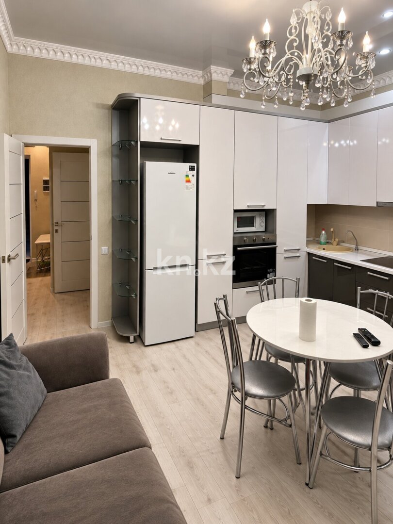 Аренда 2-комнатной квартиры, 50 м² в Астане