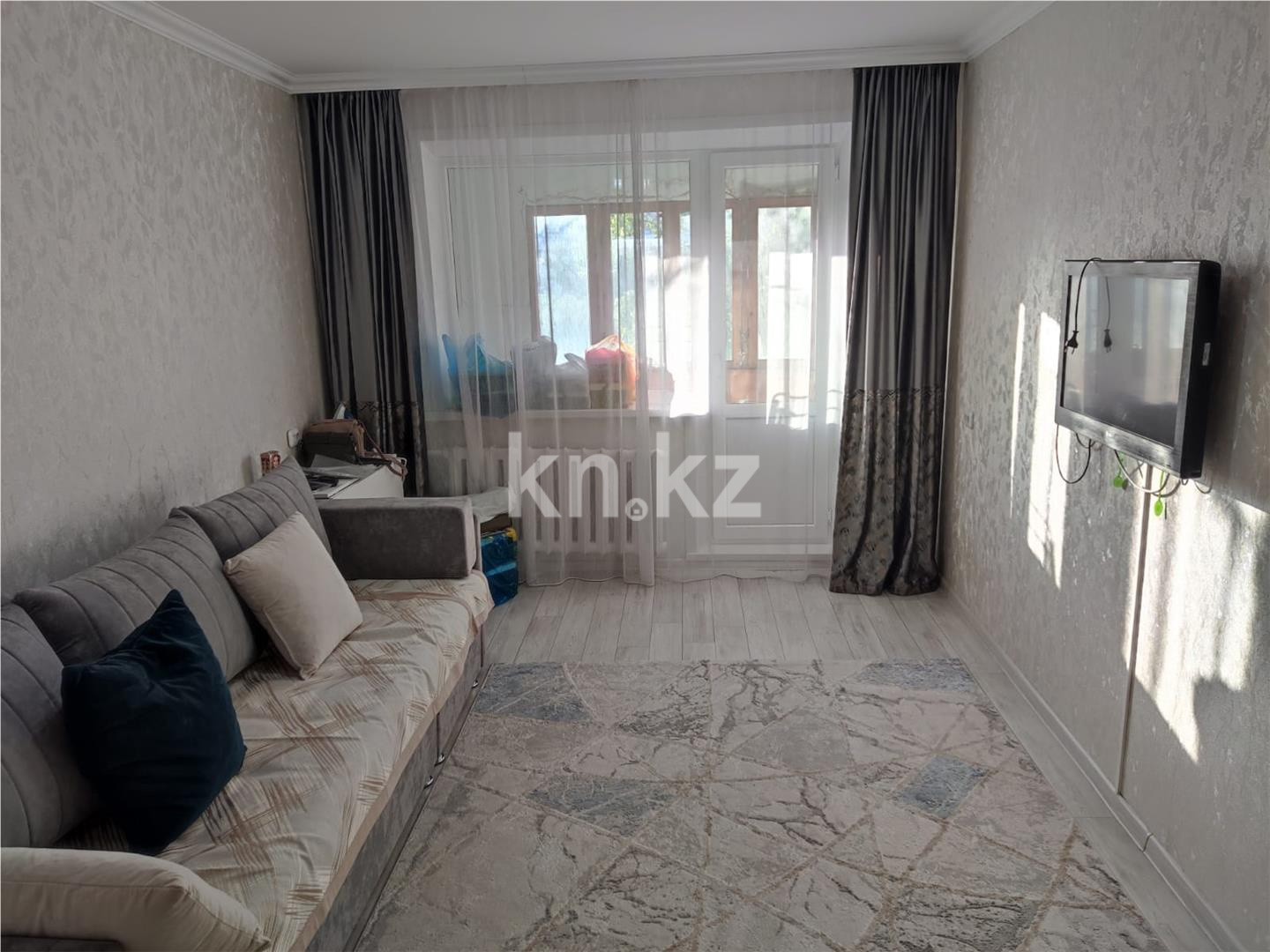 Продажа 1-комнатной квартиры, 30 м², ул. Карбышева - Продажа и аренда недвижимости в Караганде фото 1 из 8