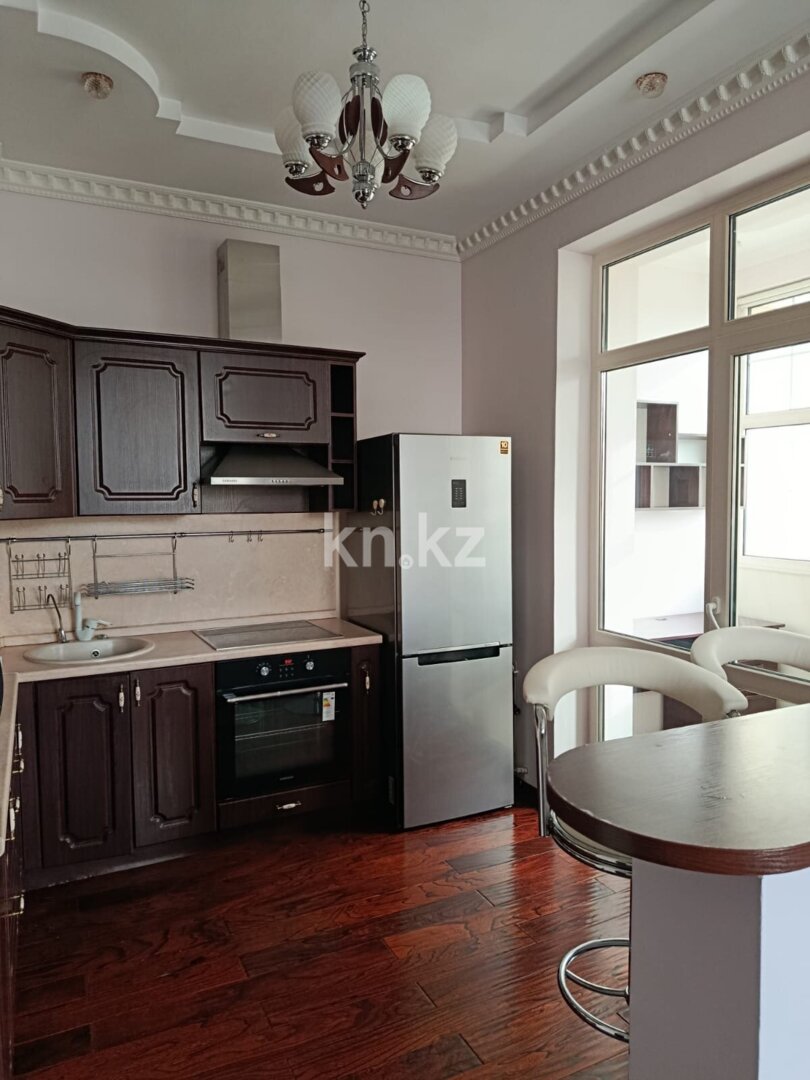 Аренда 1-комнатной квартиры, 40 м² в Астане