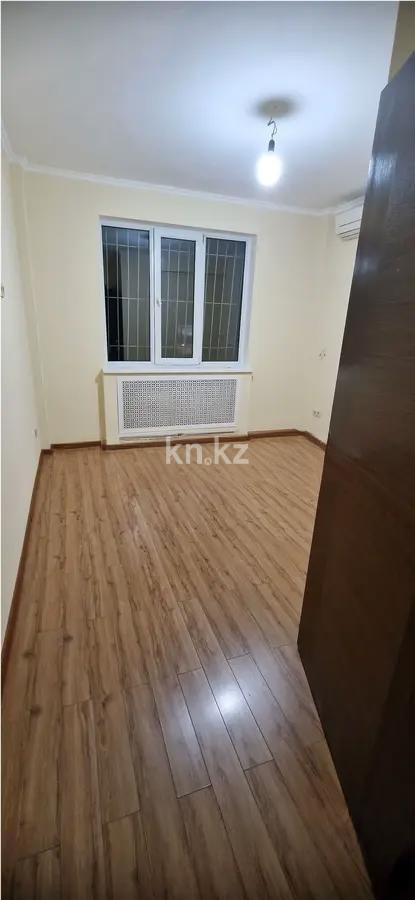 Продажа 3-комнатной квартиры, 74 м², пр. Райымбека, дом  245б в Алматы - фото 2