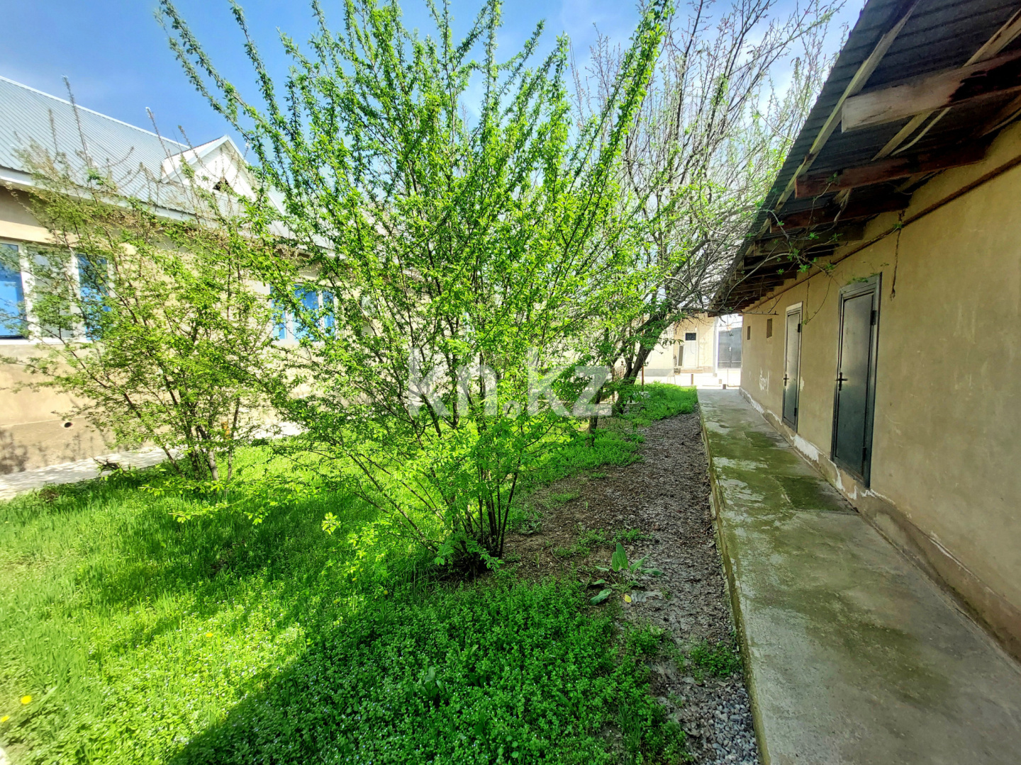 Продажа 6-комнатного дома, 252 м², ул. Сырым батыра, дом  64 - Продажа квартир в Шымкенте фото 29 из 40