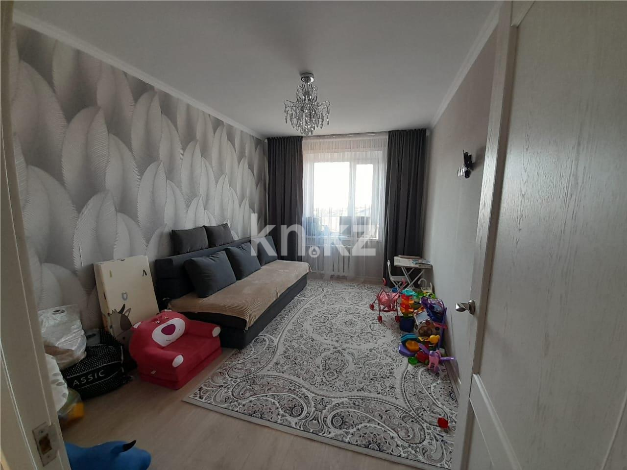 Продажа 3-комнатной квартиры, 74 м² - Продажа квартир в Караганде в Майкудуке - страница 2 фото 12 из 13