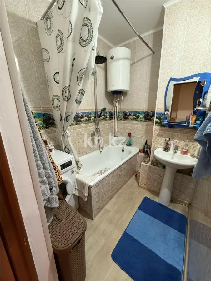 Продажа 3-комнатной квартиры, 90 м², пр. Шахтеров, дом  60 в Караганде - фото 6