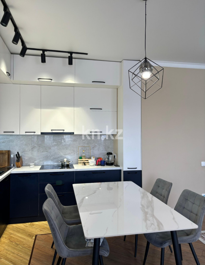 Продажа 2-комнатной квартиры, 74.1 м², ул. Бегалина в Алматы - фото 11