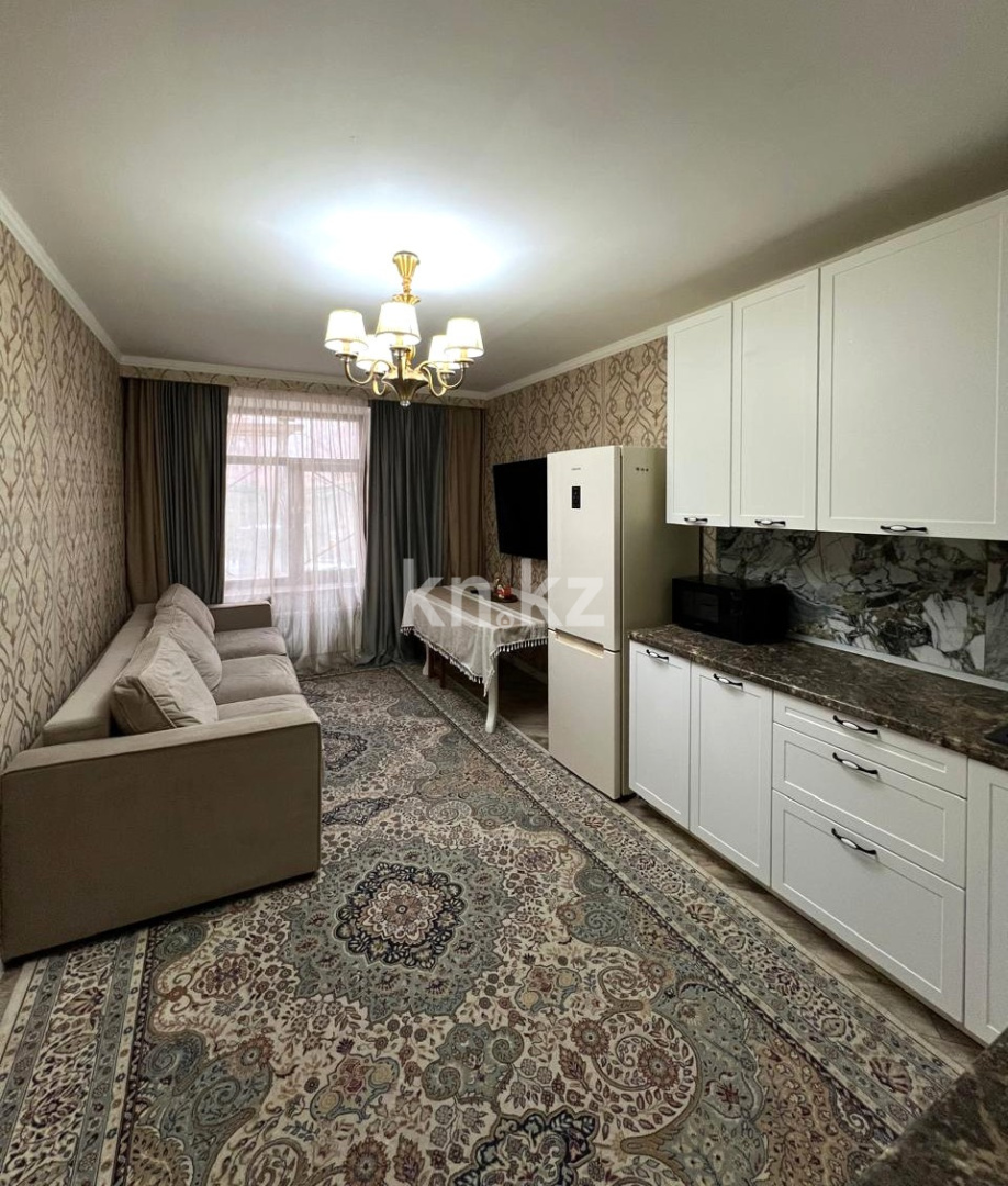 Продажа 3-комнатной квартиры, 59 м², ул. Жамбыла - Продажа  трехкомнатных квартир в Алматы фото 1 из 21