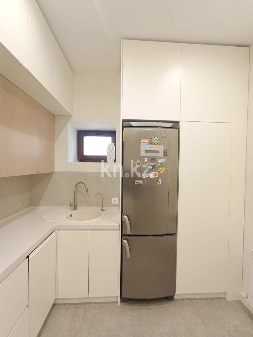 Аренда 4-комнатной квартиры, 175 м², ул. Карашаш Ана, дом  21 - Продажа квартир в Балхаше фото 25 из 40