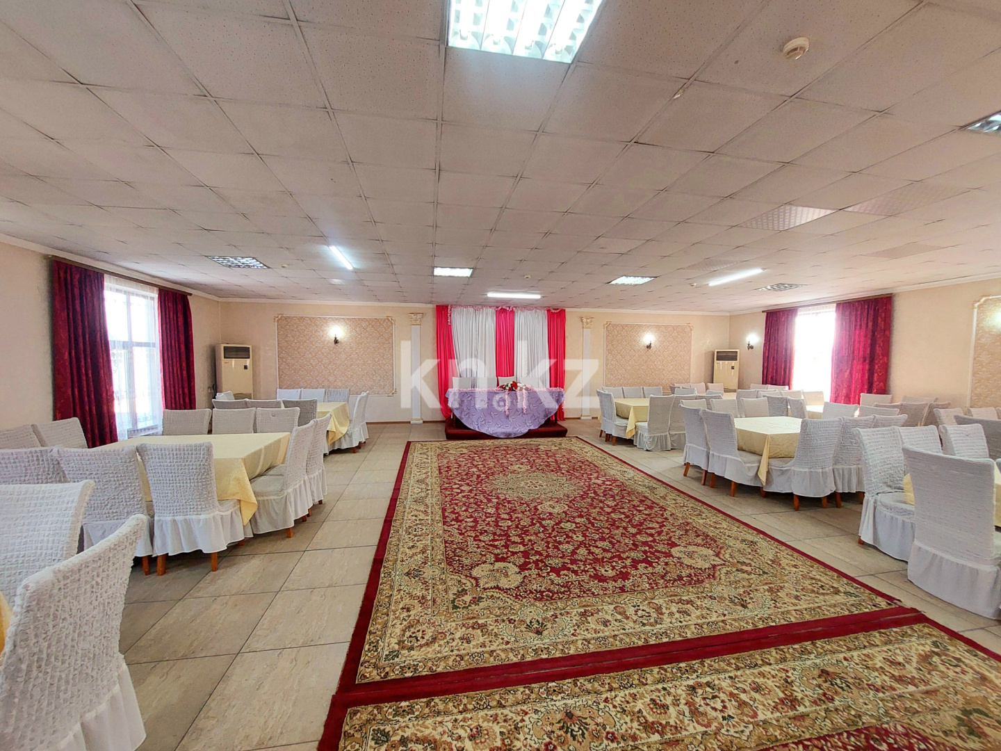 Продажа , 700 м², ул. Аль-Фараби, дом  1111 - Продажа офисных и торговых помещений в Шымкенте фото 19 из 31