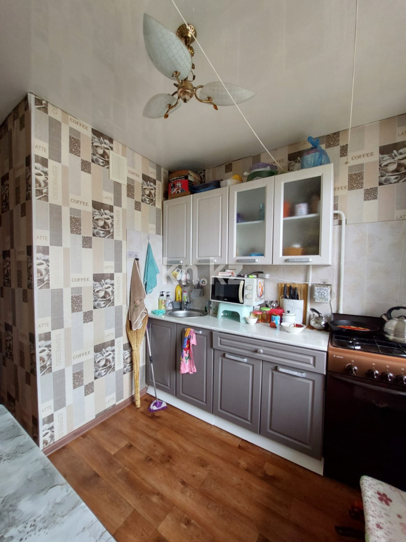 Продажа 1-комнатной квартиры, 31.5 м², ул. Ларина, дом  1 - Продажа жилой и коммерческой недвижимости в Уральске фото 14 из 14