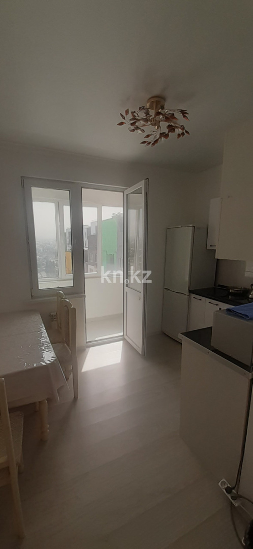 Аренда 1-комнатной квартиры посуточно, 40 м², ул. Абишева, дом  36 - пр. Райымбека в Алматы - фото 12