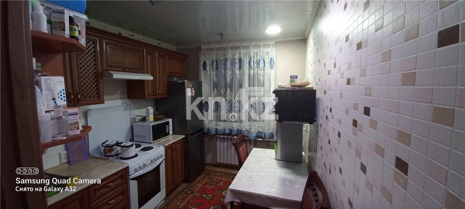 Продажа 4-комнатной квартиры, 81 м², ул. Озёрная - Продажа квартир в Темиртау фото 14 из 18