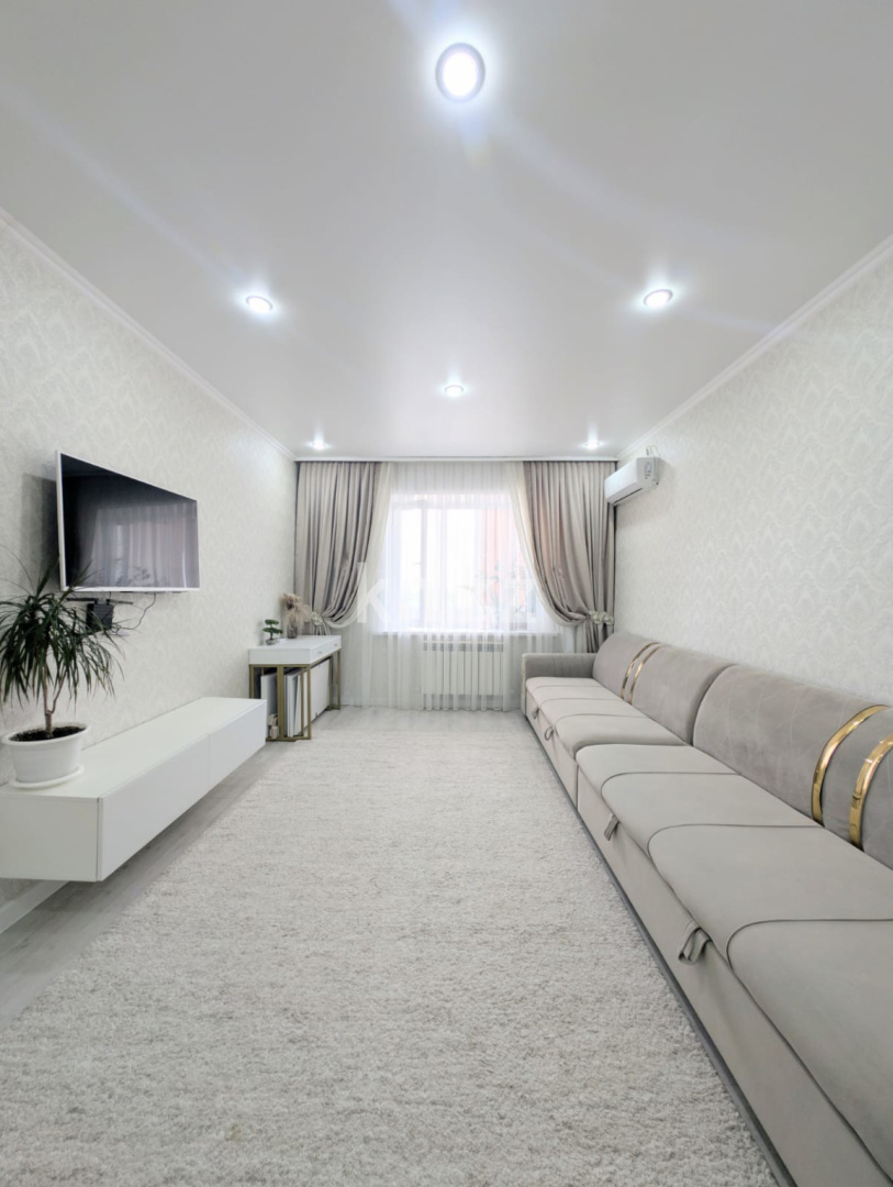 Продажа 2-комнатной квартиры, 71.3 м² - Продажа квартир в Уральске фото 2 из 23