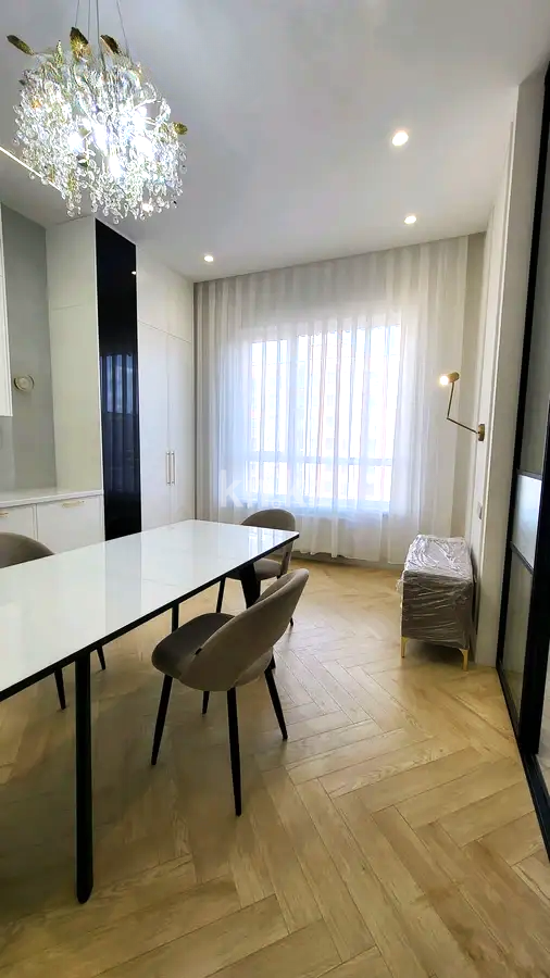 Продажа 2-комнатной квартиры, 80 м², ул. Толе би, дом  52 в Астане - фото 14